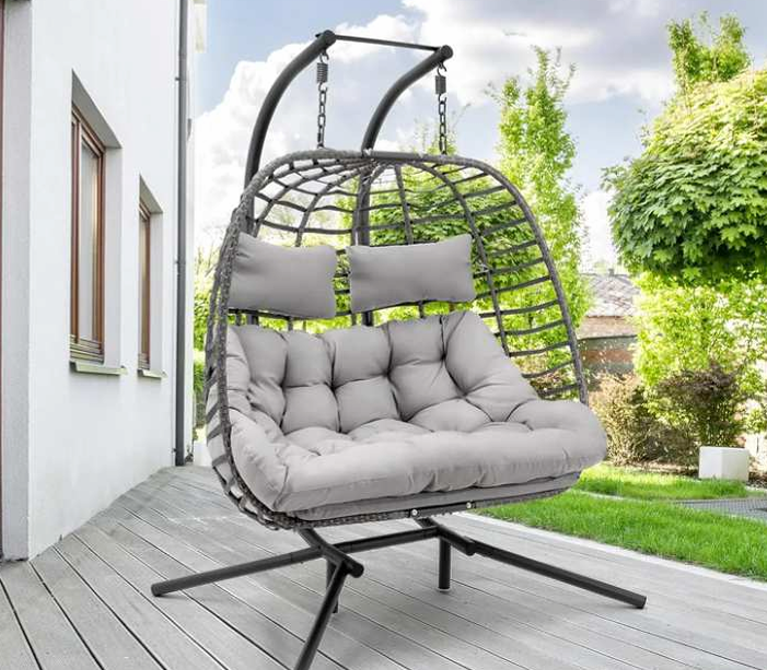 Loungers