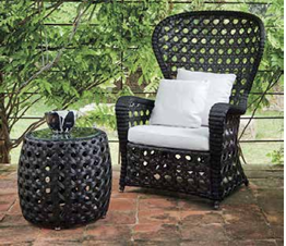 Wicker Lounge Chair & Side Table Set