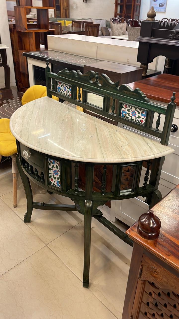 D-CONSOLE WITH MARBLE TOP