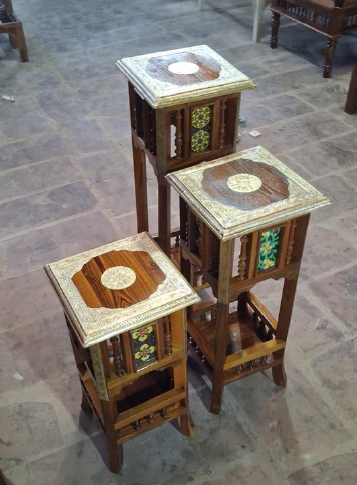 STAND WITH WOODEN TOP